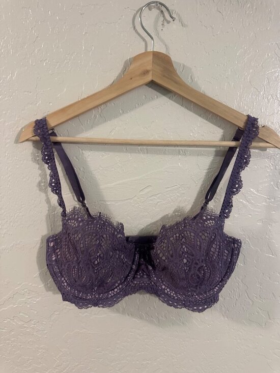 Victoria's Secret Other - Victoria’s Secret Dream Angels Purple Lacy Push Up Without Padding Bra